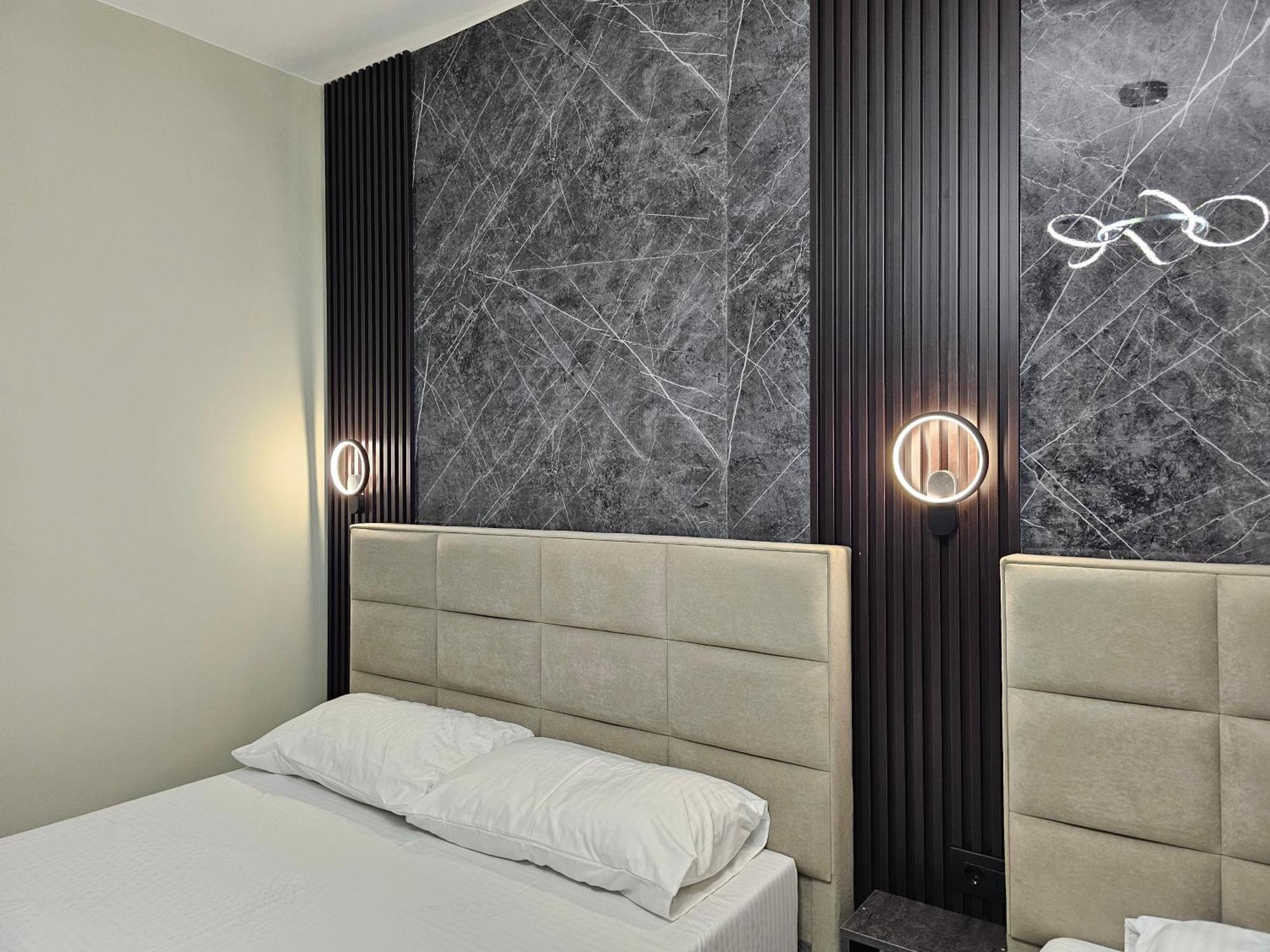 Wg Hotel Ксамил Экстерьер фото