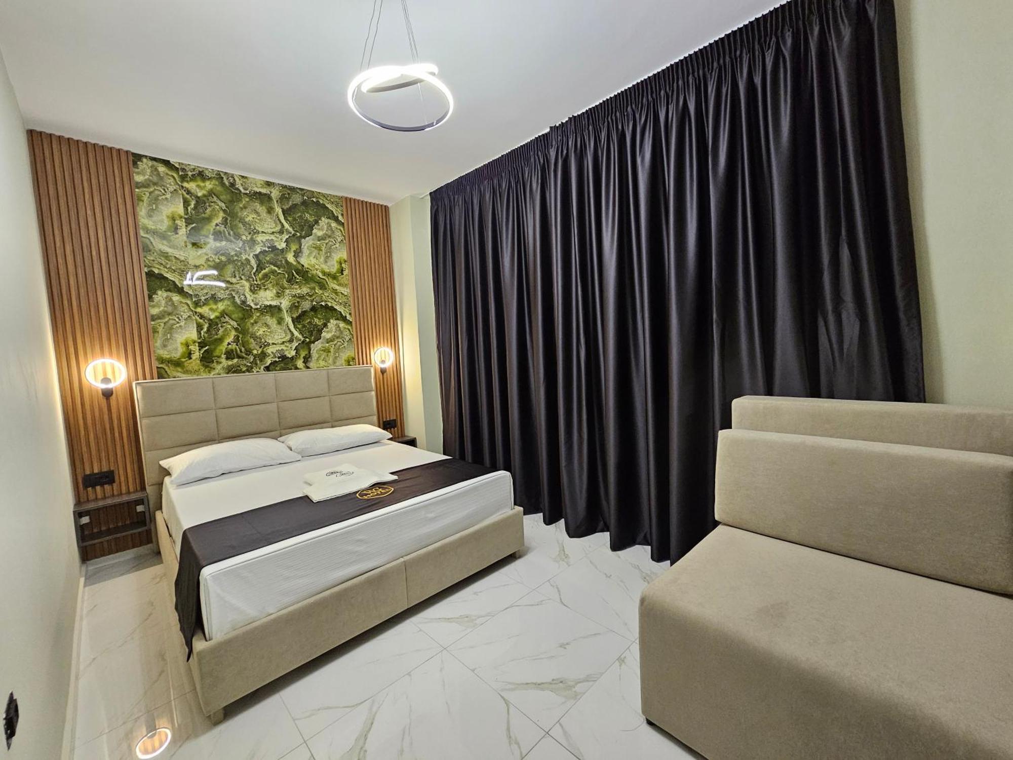 Wg Hotel Ксамил Экстерьер фото