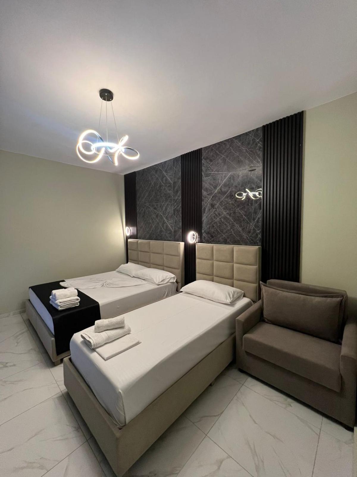 Wg Hotel Ксамил Экстерьер фото